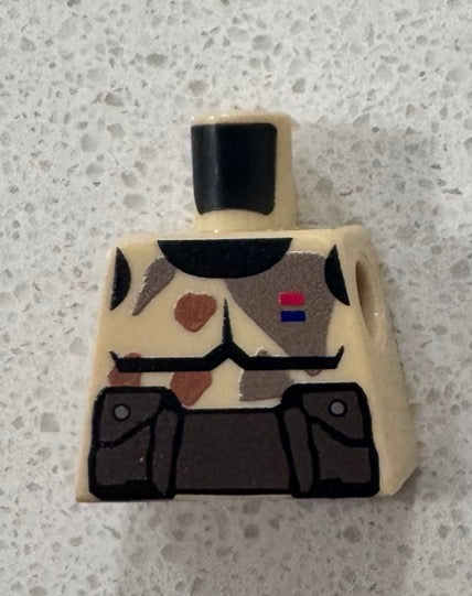 Classic sandy camo scouts