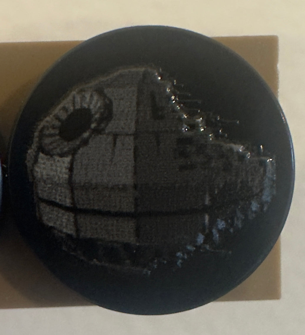 That’s def a moon 2x2 circle tile