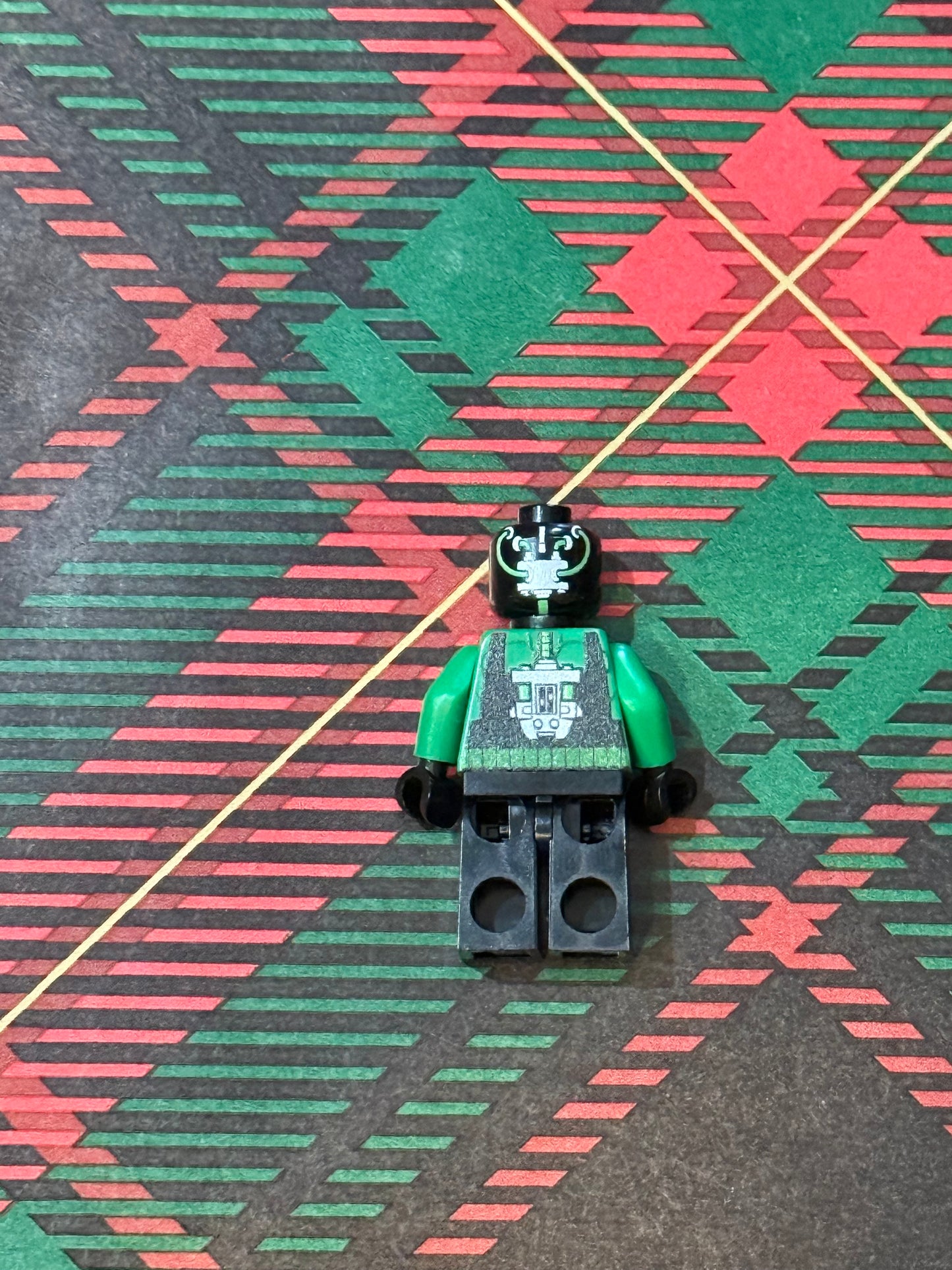 Green luchador UV