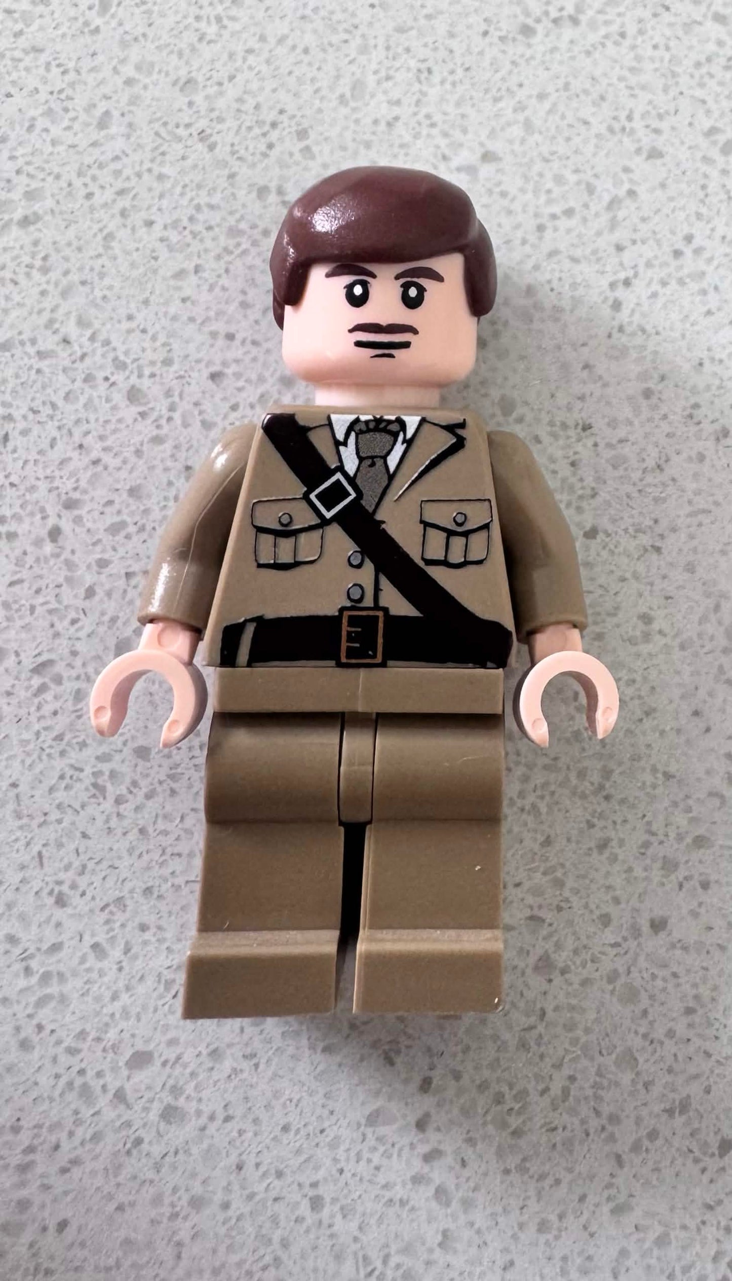 Brit commander