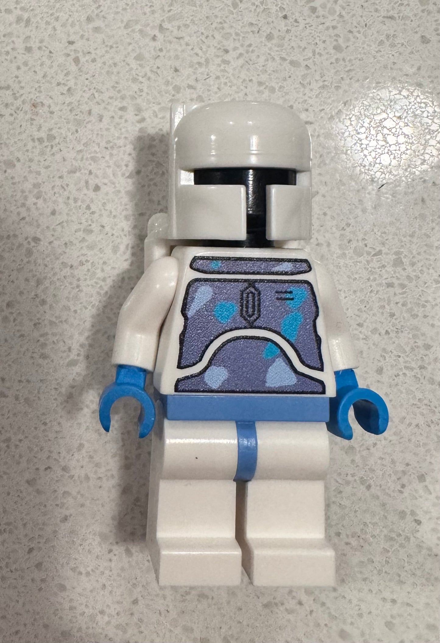 snow camo mando